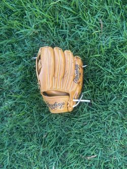 Baseball Glove !π