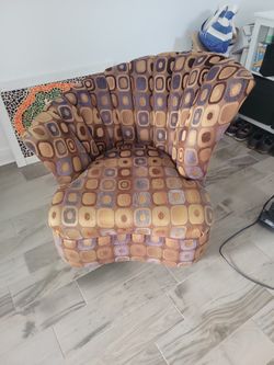 Chair / Couch