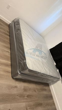Queen mattress regular set with box spring ( 2pc brand new) NEW KING-QUEEN-FULL-TWIN SIZE SETS MATTRESS AND BOX SPRING 