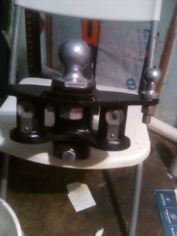 Trailer hitch $150/10K weight capacity heavy duty!