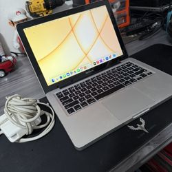 Apple MacBook Pro 2012