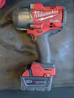 Milwaukee
M18 FUEL 18V Lithium-Ion Brushless Cordless 1/2 in. Impact Wrench with Friction Ring