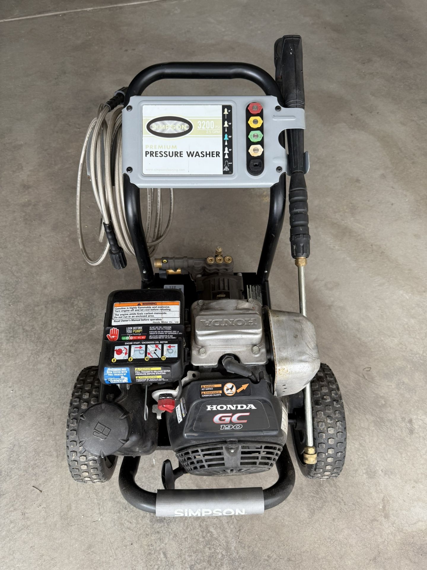 3200 PSI Simpson Pressure Washer
