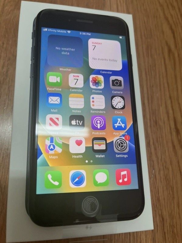 Unlocked iPhone SE 2022 3rd Generation