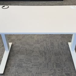(18) Jarvis Standing/Sit Electric Desks 24x48