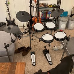 BRAND NEW Simmons Titan 20 Electric Drums