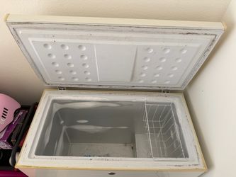 Free Deep Freezer Chest