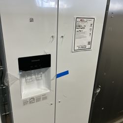 Refrigerador Blanco Nuevo Con 1 Ańo De Garantía 