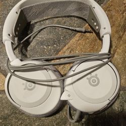 SteelSeries Nova 1 (Wired)