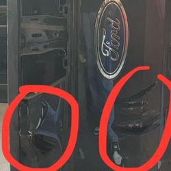 Ford Truck Tailgate Door - Damaged