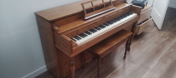 Hallet davis piano