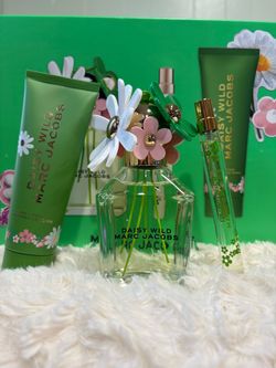 Marc Jacobs Daisy Wild Perfume Gift Set