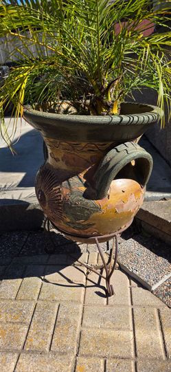 Terracotta pot