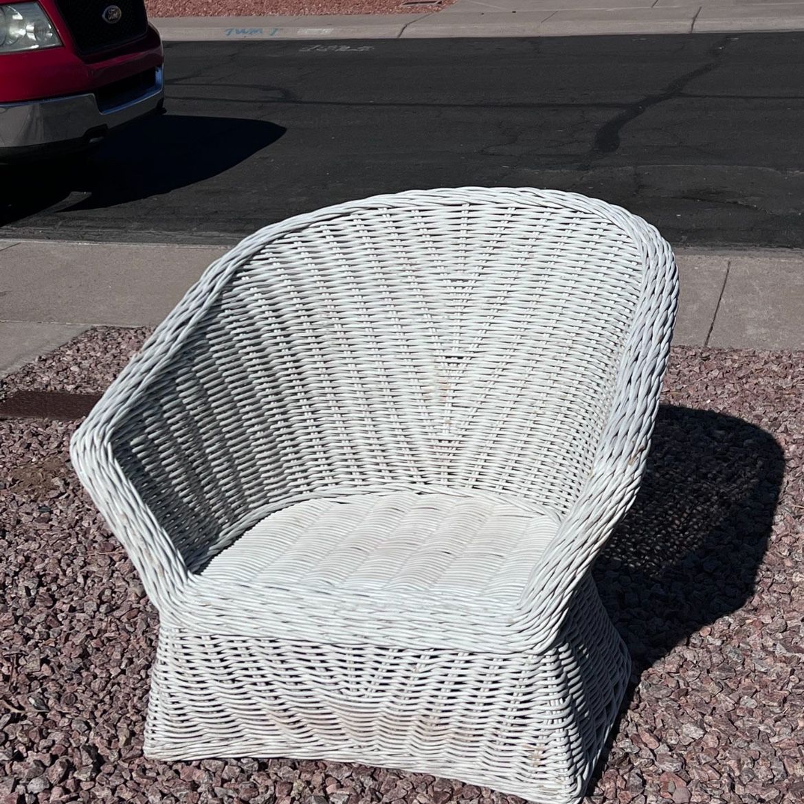 Large Wicker Chair 
