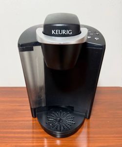 Keurig Single Cup Brewing System Coffee Maker Model B40 K Cup Black