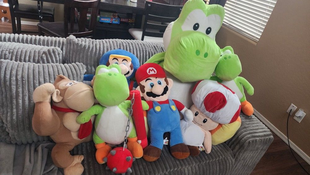 Huge Lot Of Very Large Super Mario Bros Plushies! 