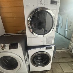 Washer And Electric Ventless Dryer 24 Wide 
