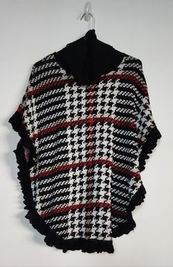 NWT Women's Knitted Turtule Neck Poncho Size M