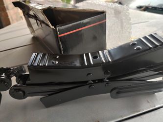 RV AND CAMPER WHEEL STABILIZER