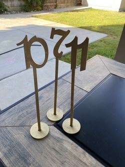 Table Numbers, Gold, Material: Wood (1-25)