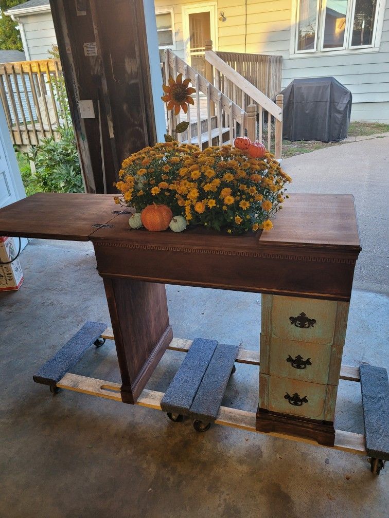 Sewing Table