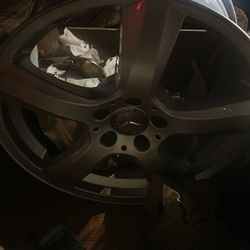 Mercedes Rim 