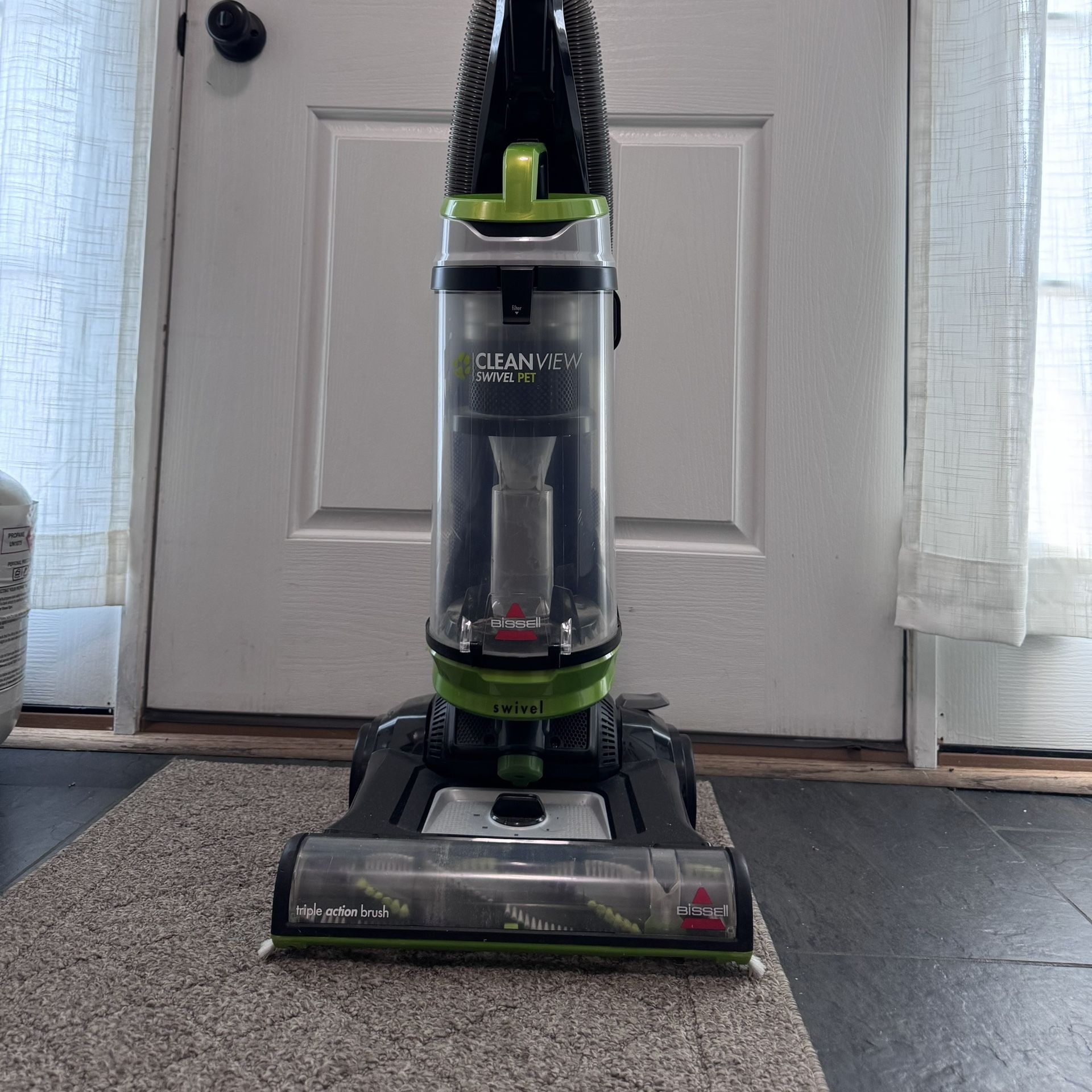 Vacuum Cleaner Like New