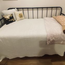 Twin Day Bed (Trundle) 💗☀️🛏️