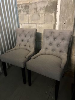 Set of 2 indoor chairs