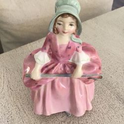 Royal Doulton Figurine 