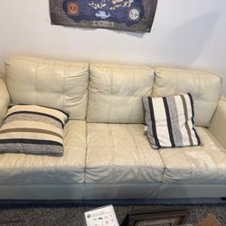 Free Sofa