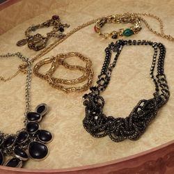 ASSORTED JEWELER COLLECTION 