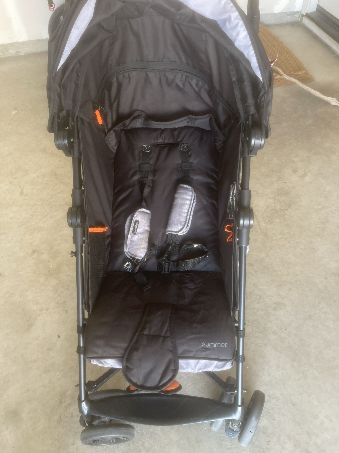 Lightweight stroller