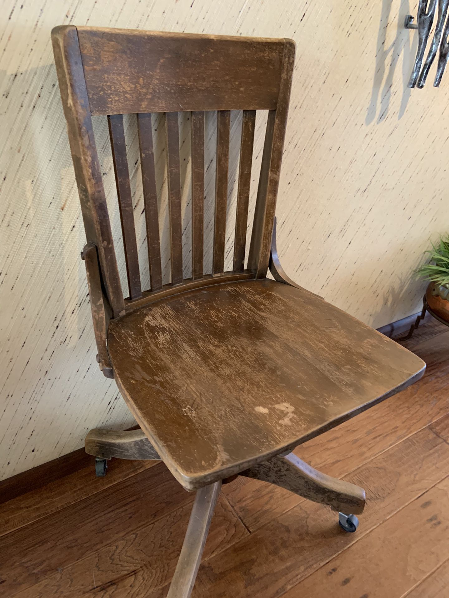 Antique Wood Adjustable Office Desk Chair