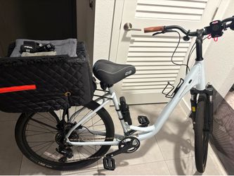 Cannondale Adventure bike