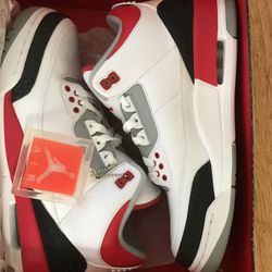 FS: Nike Air Jordan 3 retro fire red size 10 DS