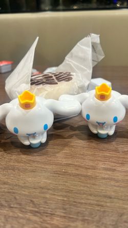 Free trade only Burger King hello kitty Sanrio cinnamoroll toy
