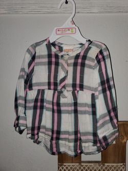 Bundle of 3-9 months clothing