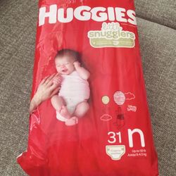 Huggies little snugglers