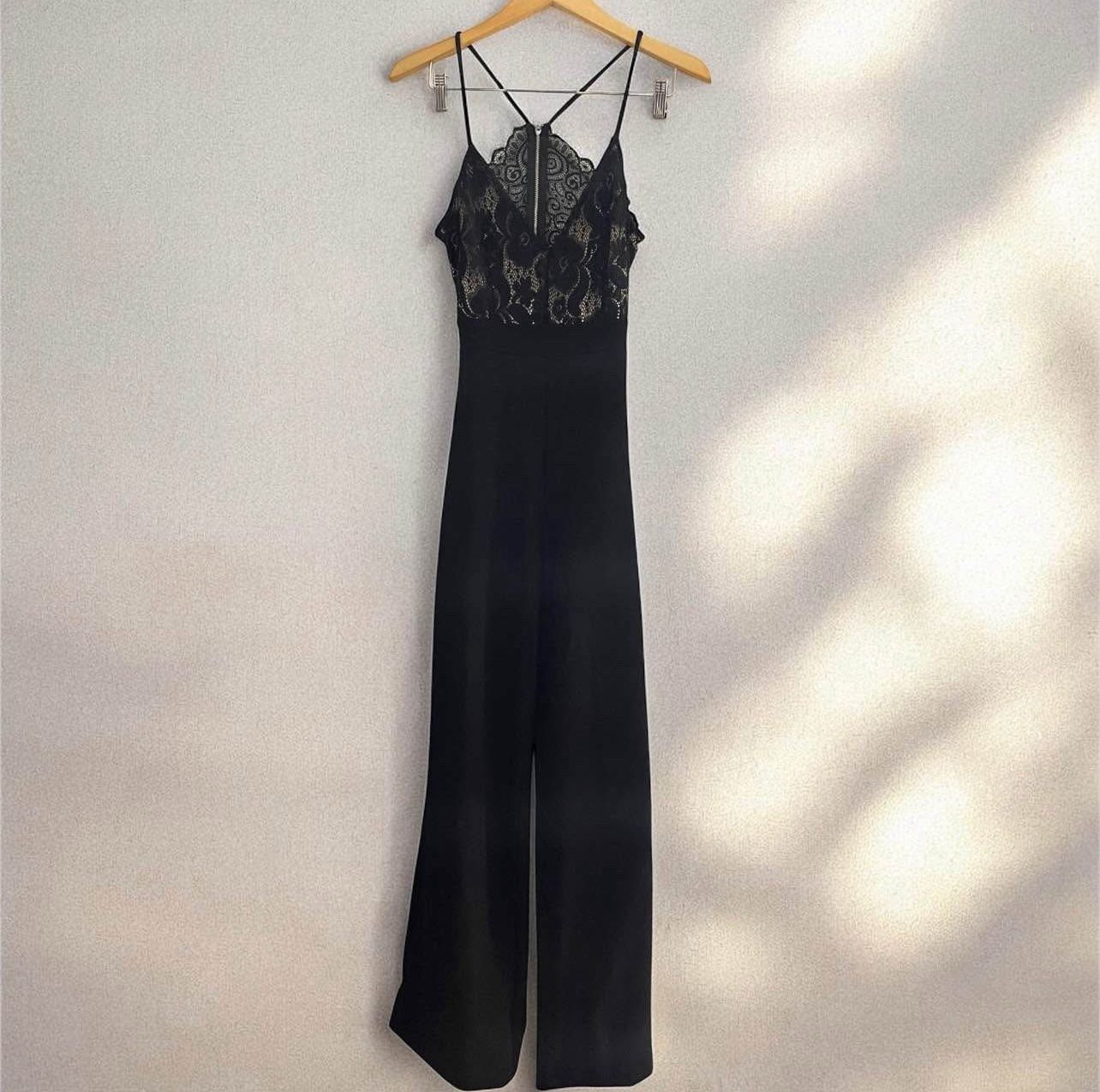Small window jumpsuit