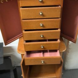 Solid wood good condition jewelry box