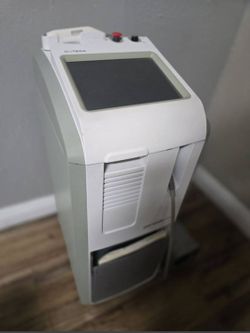 Cutera Genesis Plus Laser – 2012 – Professional Aesthetic & Nail Fungus Device and  accessories included – $4000 firm