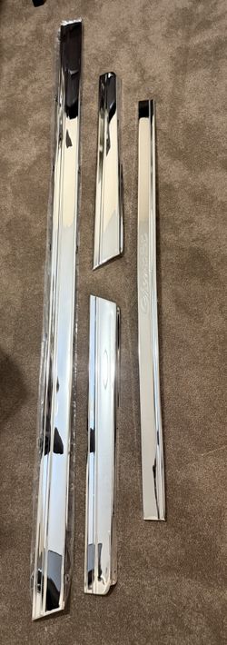 1965 impala bottom body molding