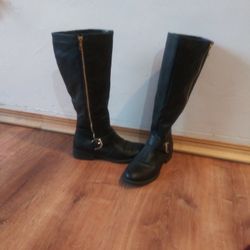 BLACK KNEE HIGH BOOTS