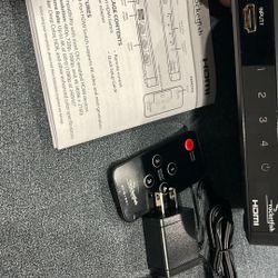 Rocketfish HDMI 4-port