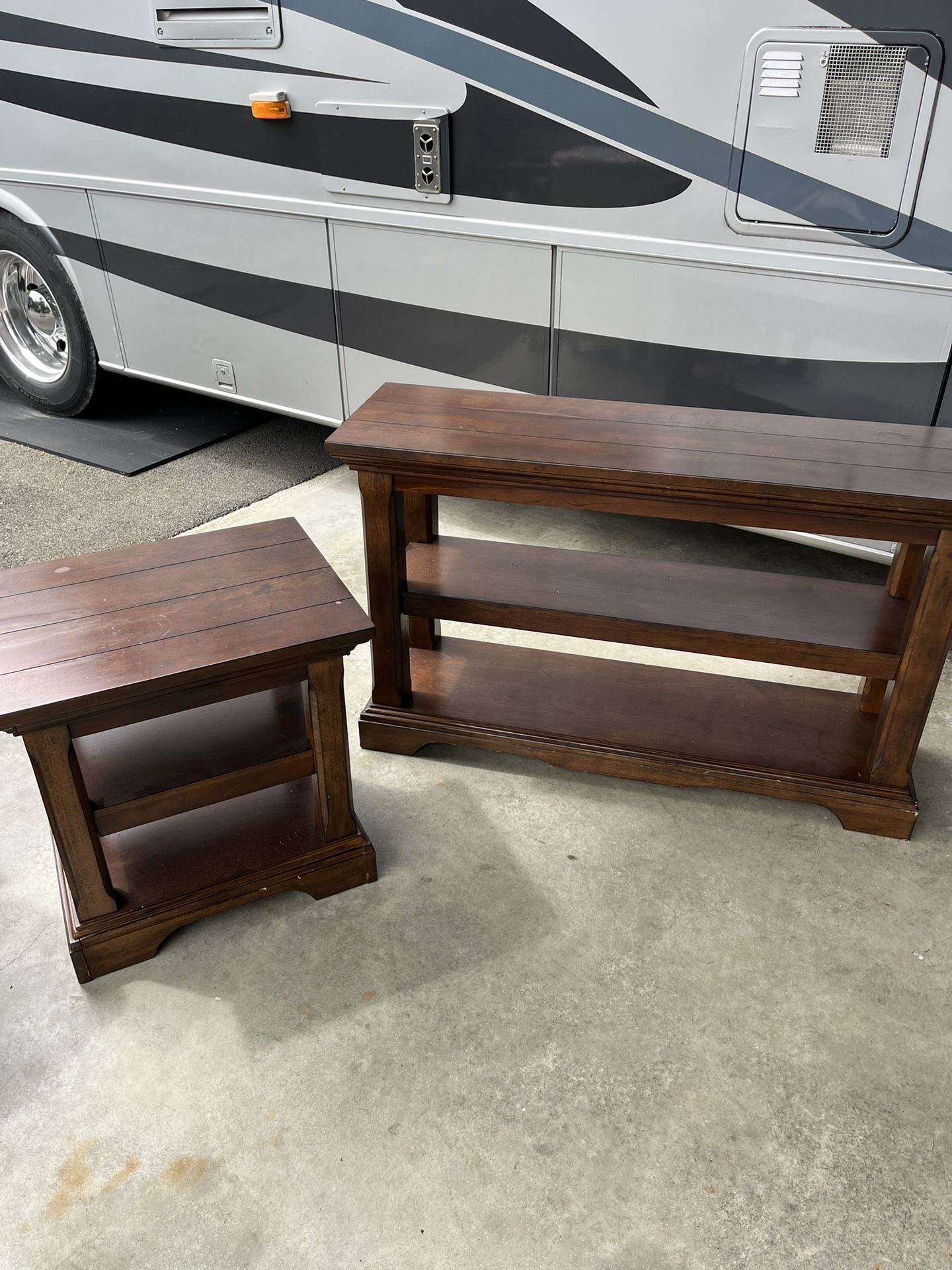 Sofa & End Table