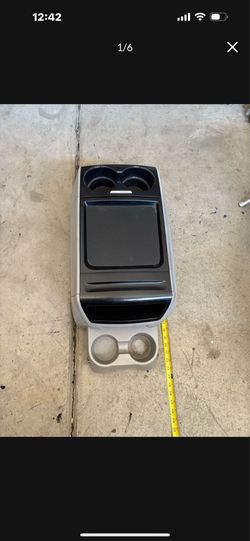Center console Toyota Sienna 08 and up