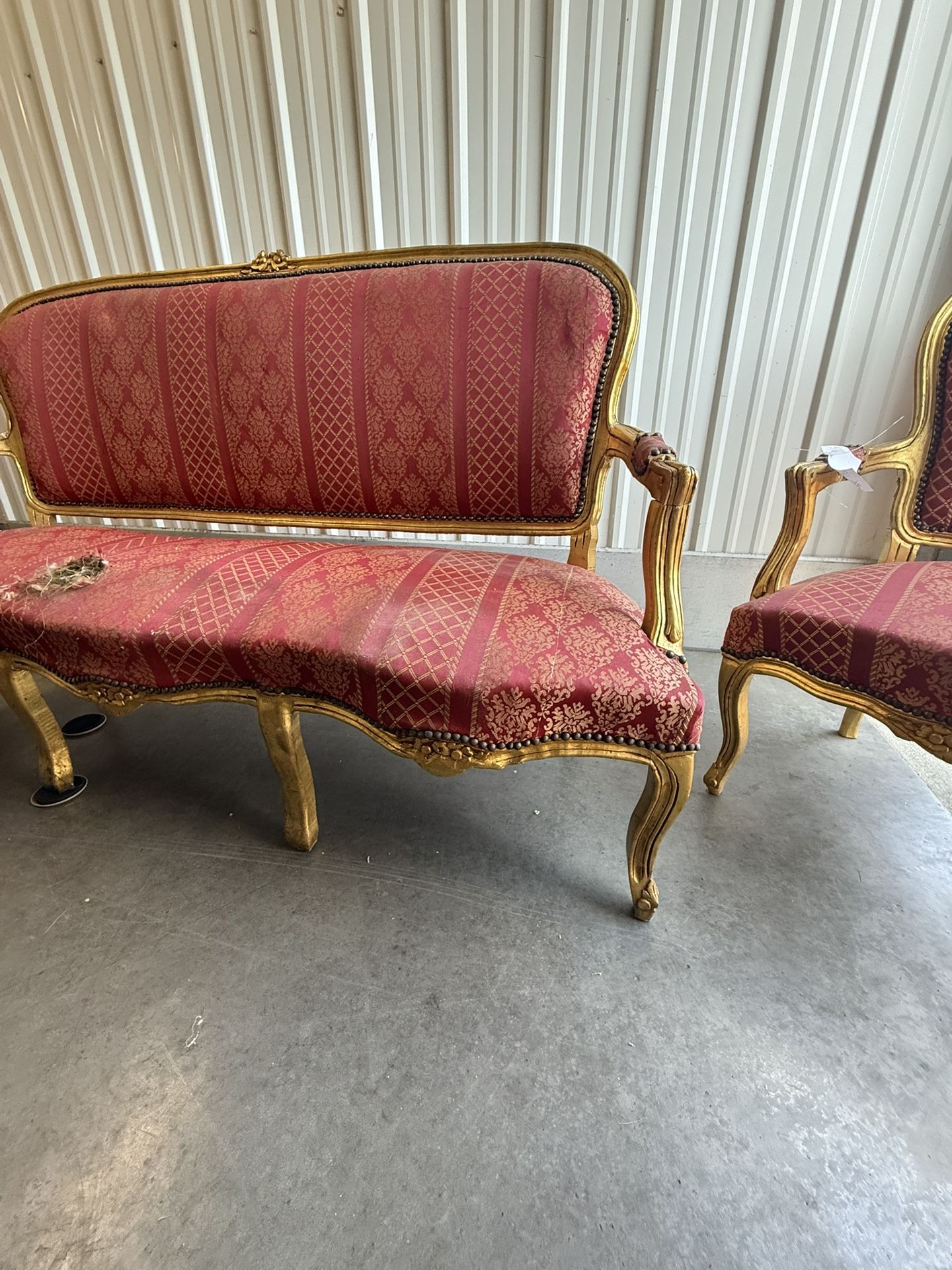 Mid  Century French Louis XV Style Giltwood Settee Some repairs needed  Salon Suite Pick up in orting vintage antique Just pulled out of an antique st
