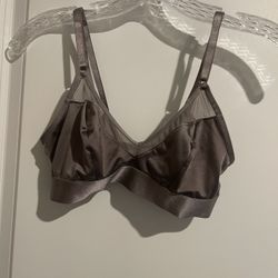 NWOT Auden Size S Gray Satin Bra 
