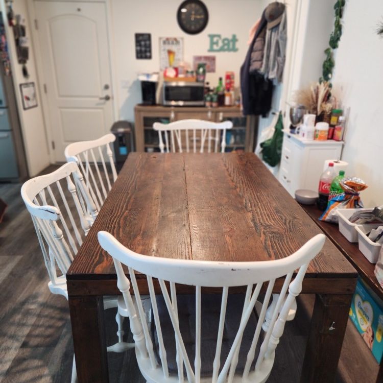 Needs To Go Asap - Wood Dining Table With Bench And 5 Chairs